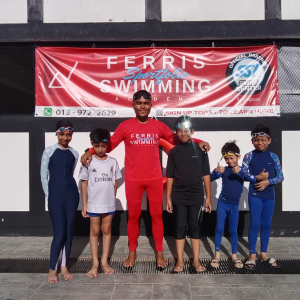 Small group swimming class for kids FERRIS Sportfolio